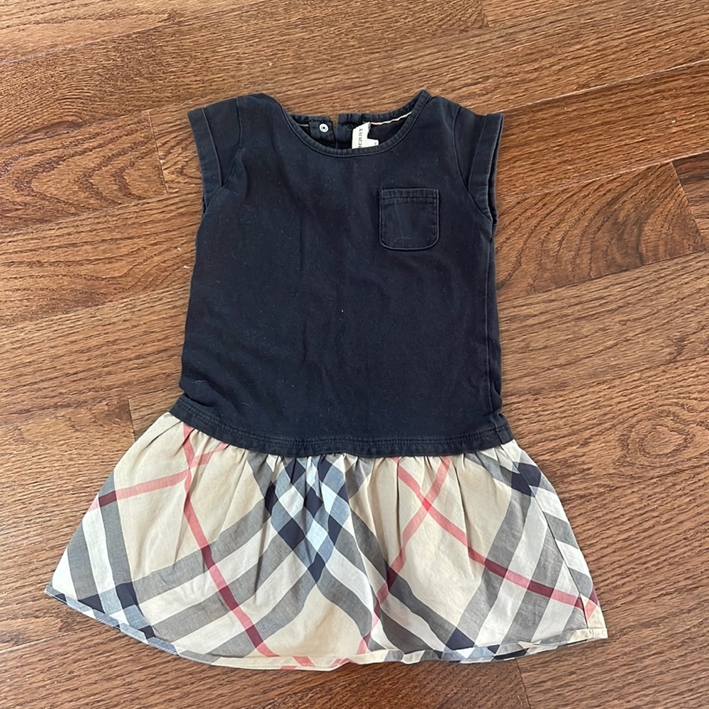 Burberry dress 2T